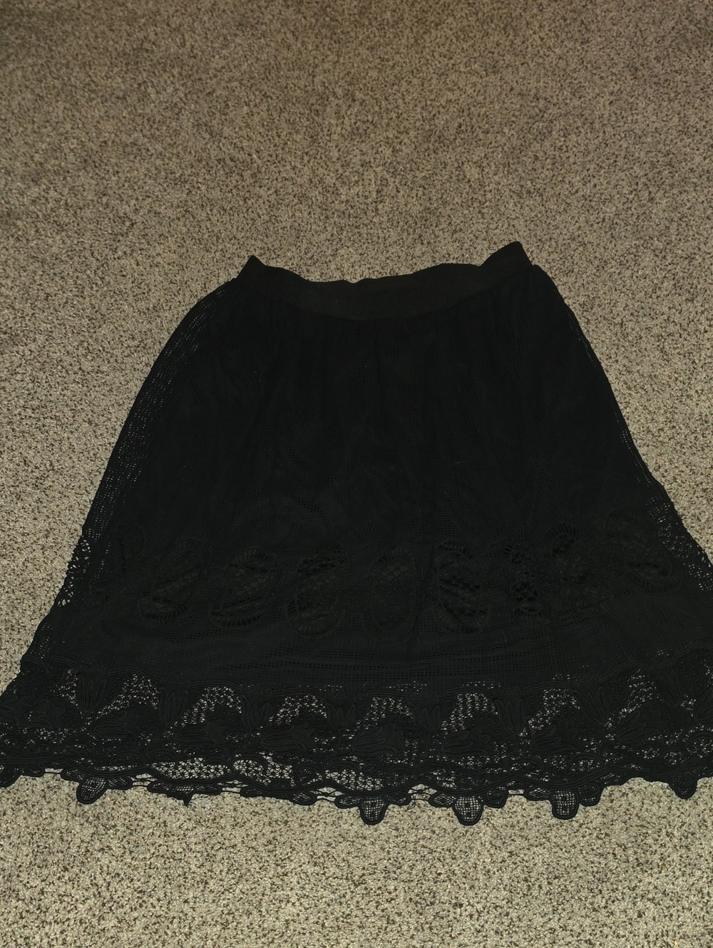 Black Lace A-Line Skirt with Scalloped Hem Knitted Lace Overlay 14/16